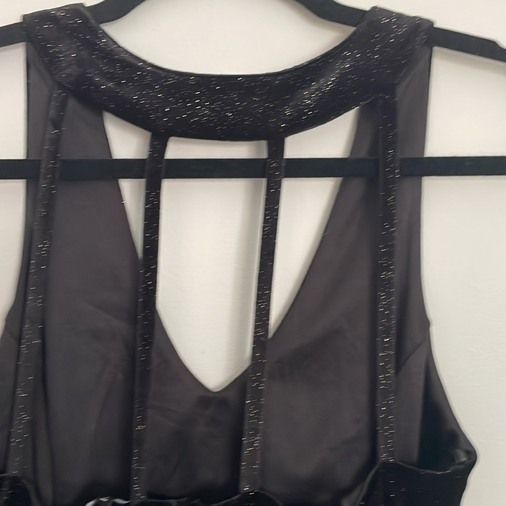 LITTLE BLACK DRESS ! - Picture 5 of 6